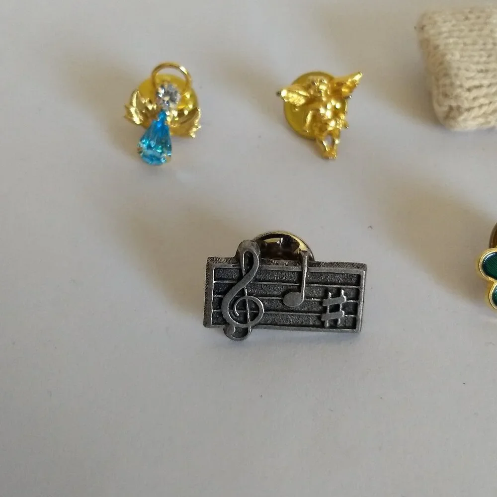 Pin Lot 6 Holiday Winter Angels Music Note Clover Gold & Silver Tones Hallmark